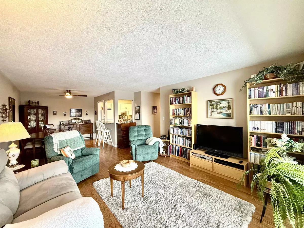 Abbotsford, BC V2T 6N8,32040 Peardonville RD #204