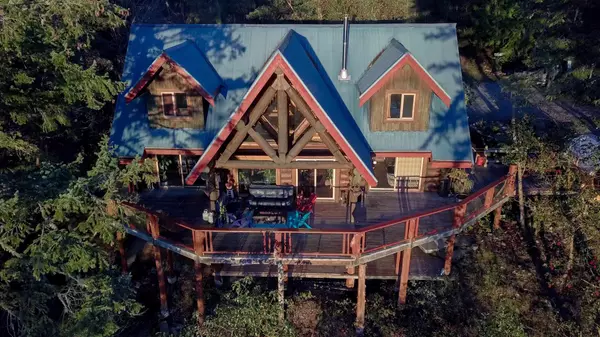 Pender Harbour, BC V0N 1S1,14140 Mixal Heights RD