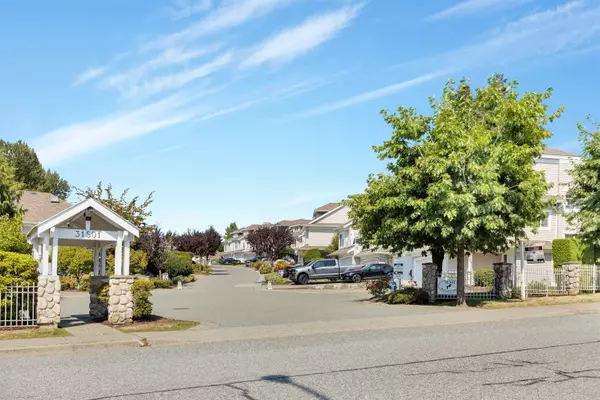 31501 Upper Maclure RD #17, Abbotsford, BC V2T 5S6