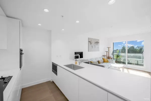 Richmond, BC V6X 1B7,5766 Gilbert RD #604