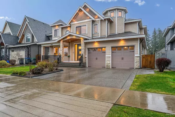 Surrey, BC V3R 6J8,11138 156 ST