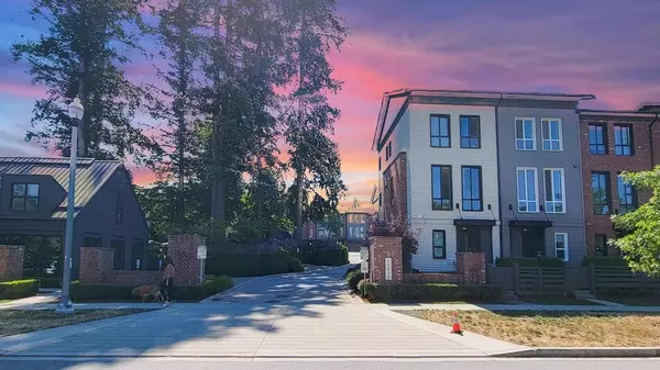 15898 27 AVE #58, Surrey, BC V3Z 0T2