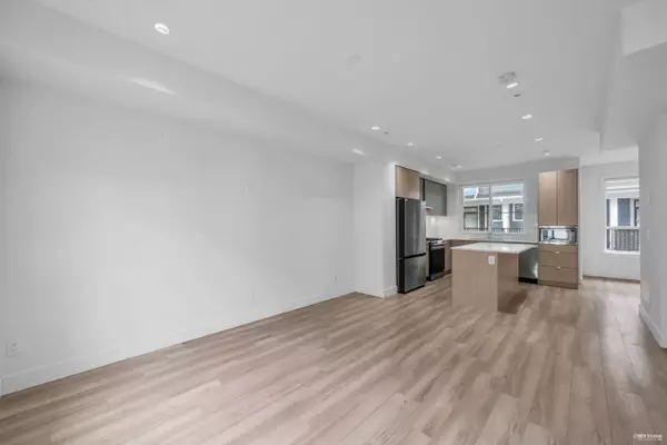 Delta, BC V4C 1A9,11556 72a AVE #15