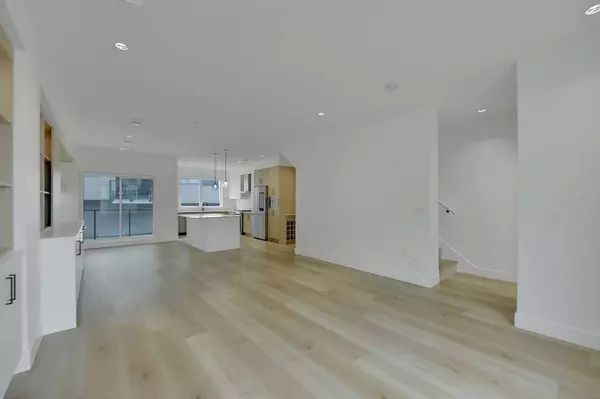 Surrey, BC V3V 0G7,12585 104a AVE #40