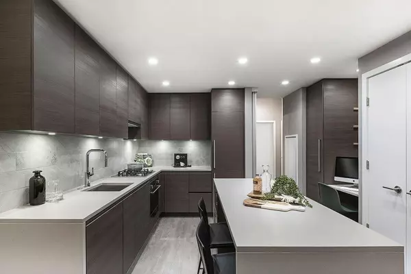 Burnaby, BC V5C 0N8,2108 Gilmore AVE #5708