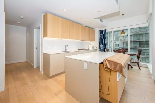 Richmond, BC V7C 0E5,6688 Pearson WAY #901