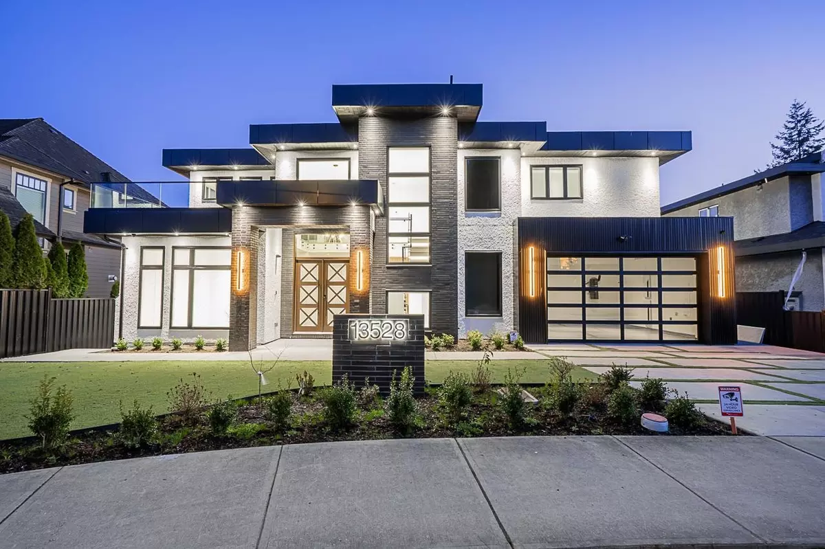 Surrey, BC V4A 5H5,13528 14 ST