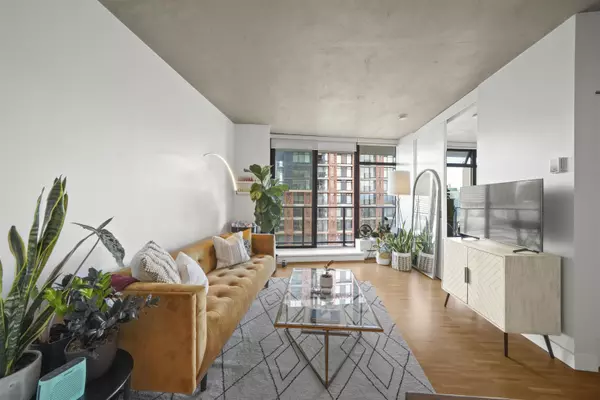 Vancouver, BC V6B 0G5,108 W Cordova ST #1907