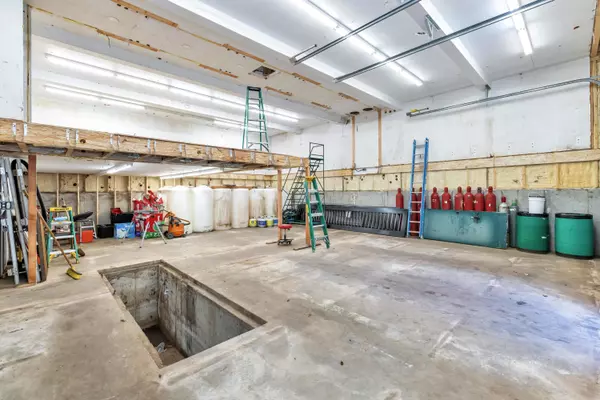 Mission, BC V4S 1A9,11108 Greenwood DR