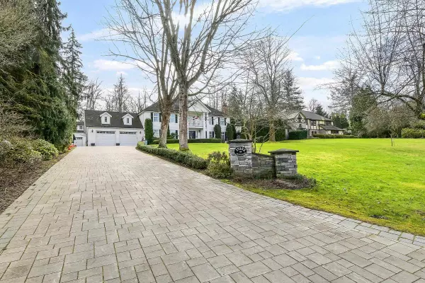Surrey, BC V3Z 0E8,17322 29 AVE