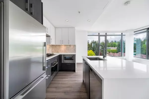 Coquitlam, BC V3J 0H7,518 Whiting WAY #706