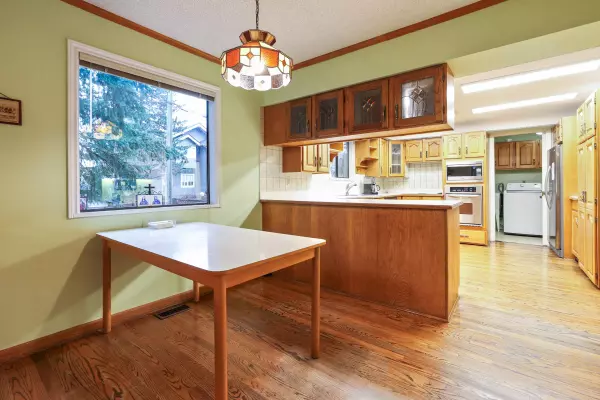 1091 Richelieu AVE Vancouver, BC V6H 1S9