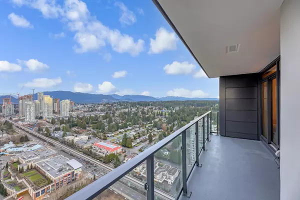 3809 Evergreen PL #4010, Burnaby, BC V3J 0M1