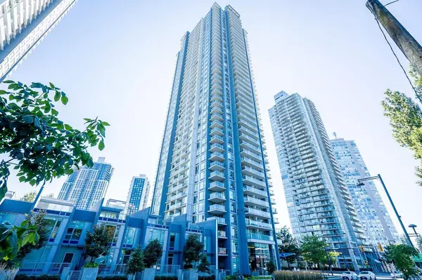 Surrey, BC V3T 0L5,13696 100 AVE #1807