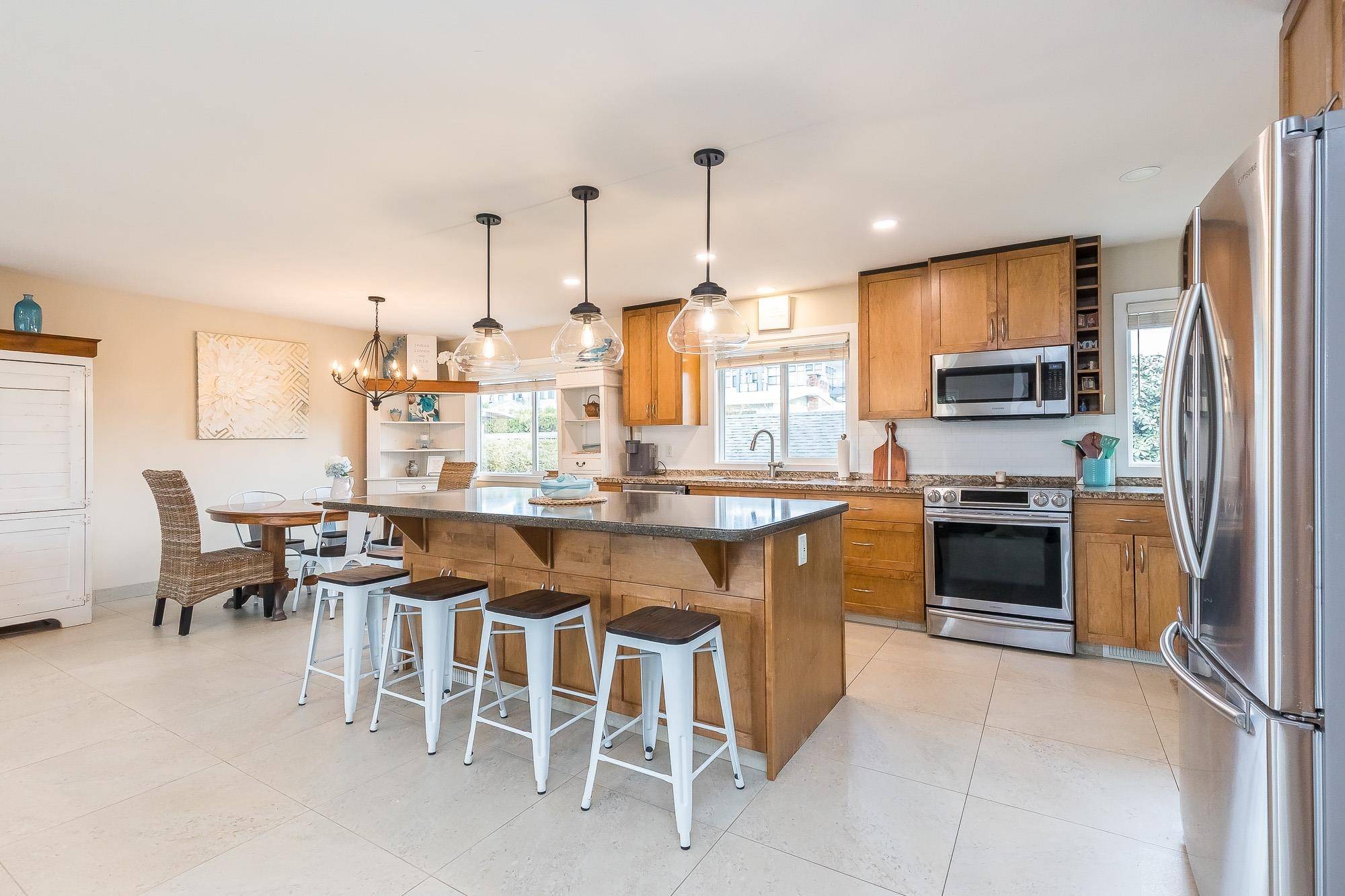 Abbotsford, BC V2S 5K3,32750 Bellvue CRES