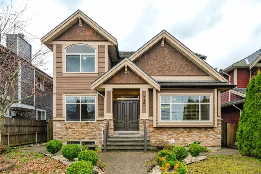 7307 2nd ST, Burnaby, BC V3N 3P9