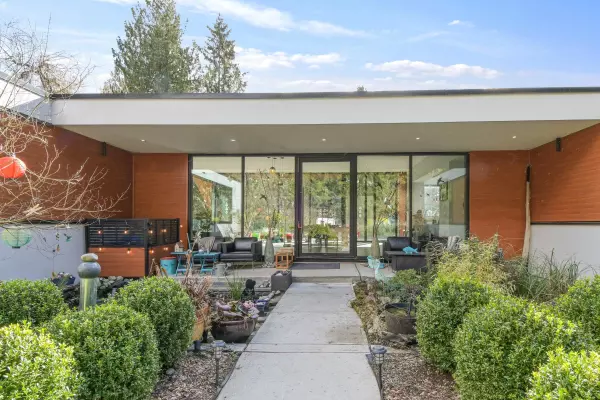 Langley, BC V2Z 1R6,21787 6 AVE