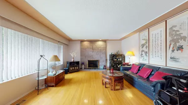 Vancouver, BC V5X 4C2,7808 Ross ST