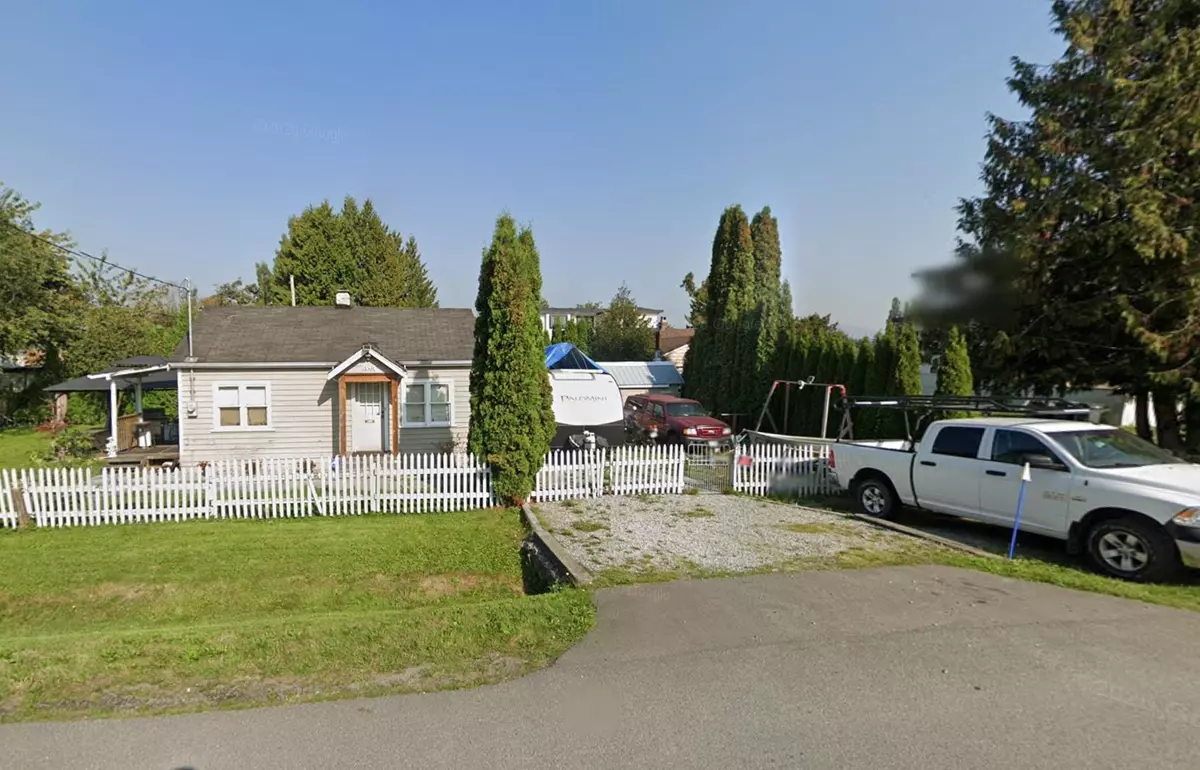 Surrey, BC V3V 3M6,12431 113b AVE