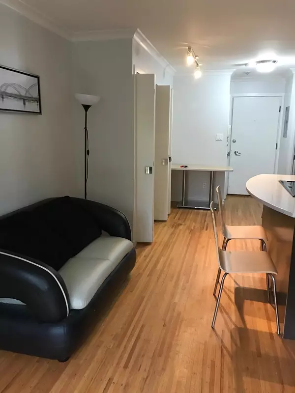 Vancouver, BC V6G 1G6,1540 Haro Street #212