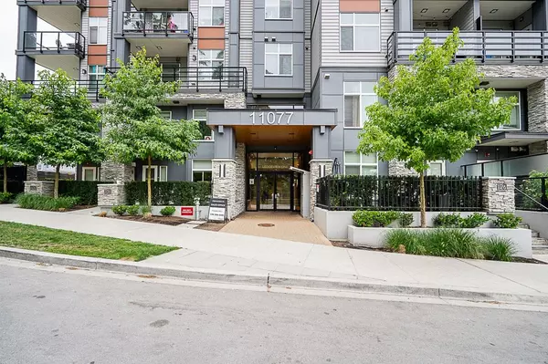 Surrey, BC V3T 0R7,11077 Ravine RD #429