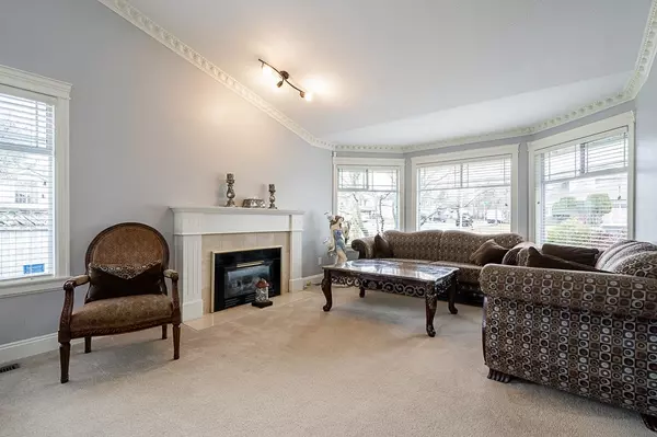 Surrey, BC V3V 7T2,8941 143 ST