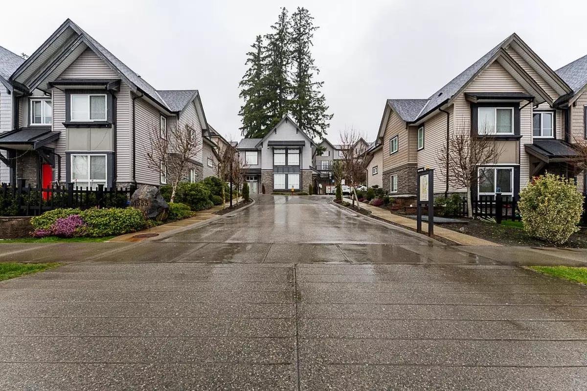 Surrey, BC V3S 2A8,14555 68 AVE #17