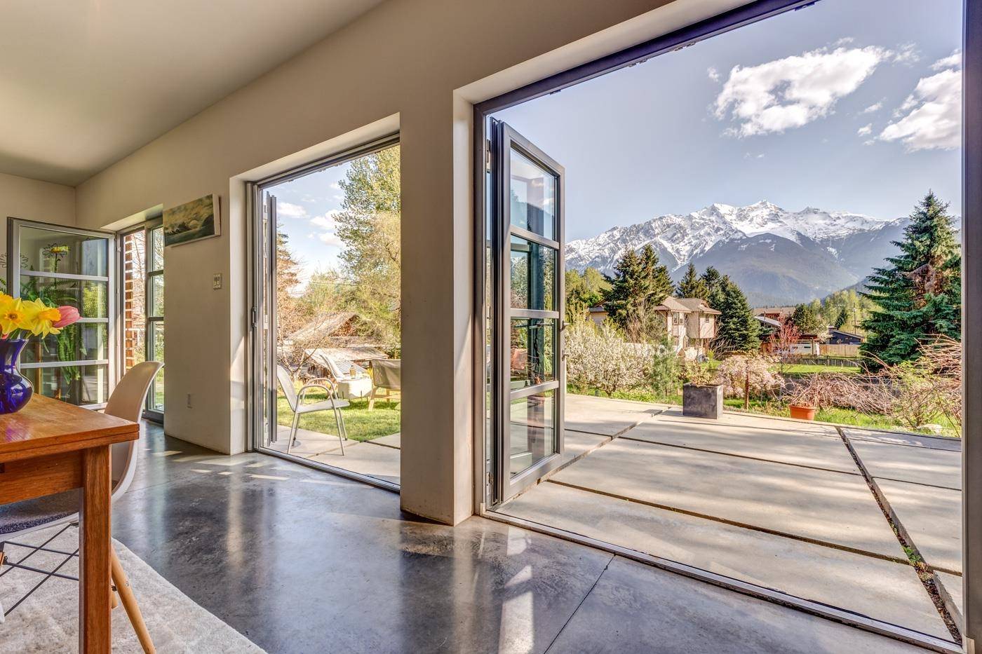 7597 Pemberton Meadows RD Pemberton, BC V0N 2L0