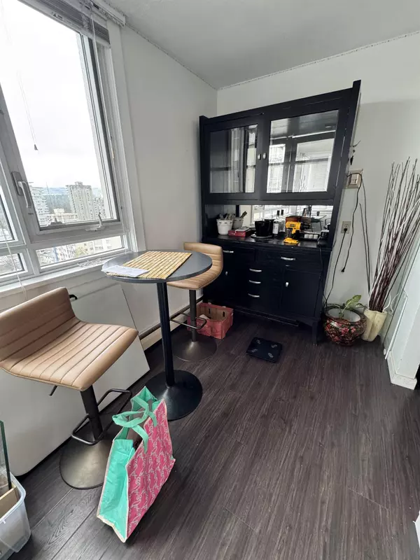 Vancouver, BC V6G 1R3,1850 Comox ST #2003