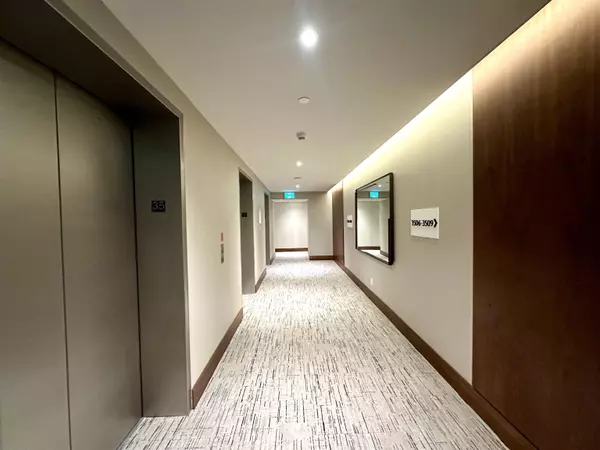 Burnaby, BC V5C 0M9,4730 Lougheed HWY #3506
