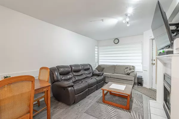 Abbotsford, BC V2S 8C6,33708 King RD #109