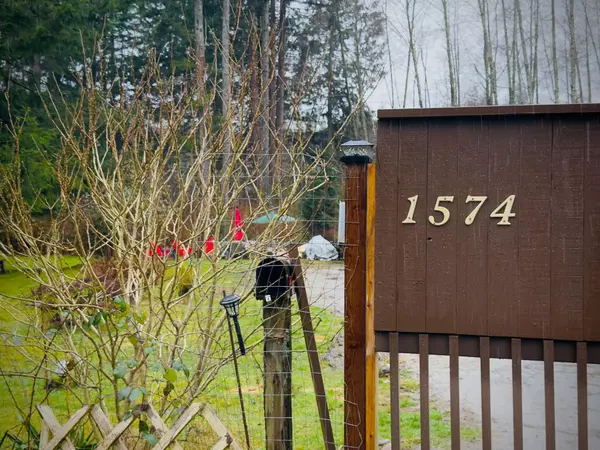 1574 Burton RD, Gibsons, BC V0N 1V2