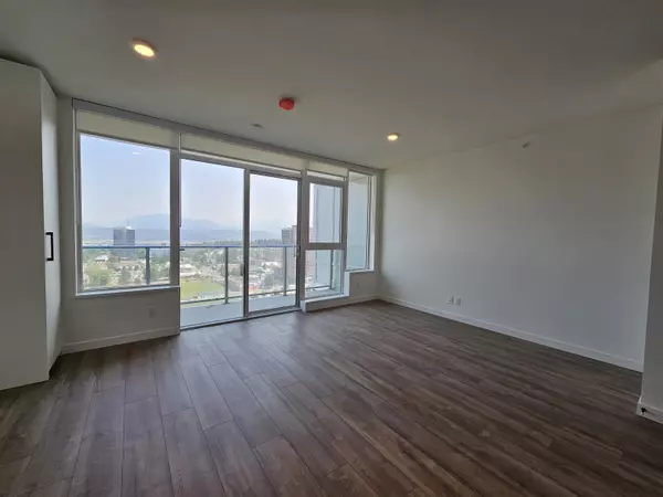 Surrey, BC V3T 0S6,13428 105 AVE #2103