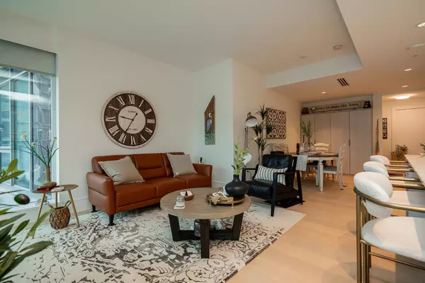 White Rock, BC V4B 0C3,1501 Foster ST #602