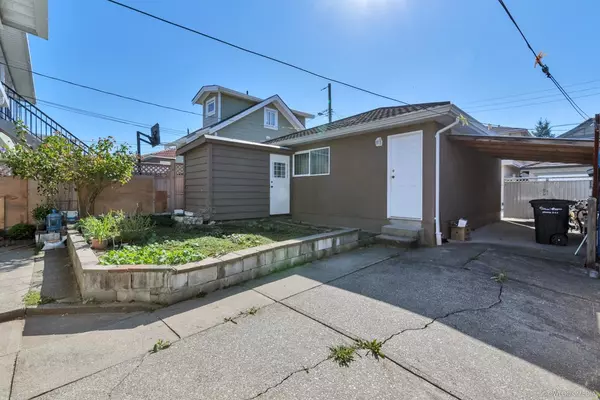 Vancouver, BC V5R 1B7,3210 E 23rd AVE