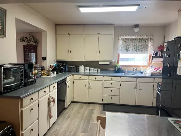 Chilliwack, BC V2R 4M2,46440 Stevenson RD