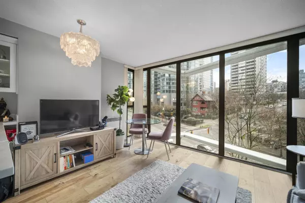 Vancouver, BC V6E 4P1,1331 W Georgia ST #608