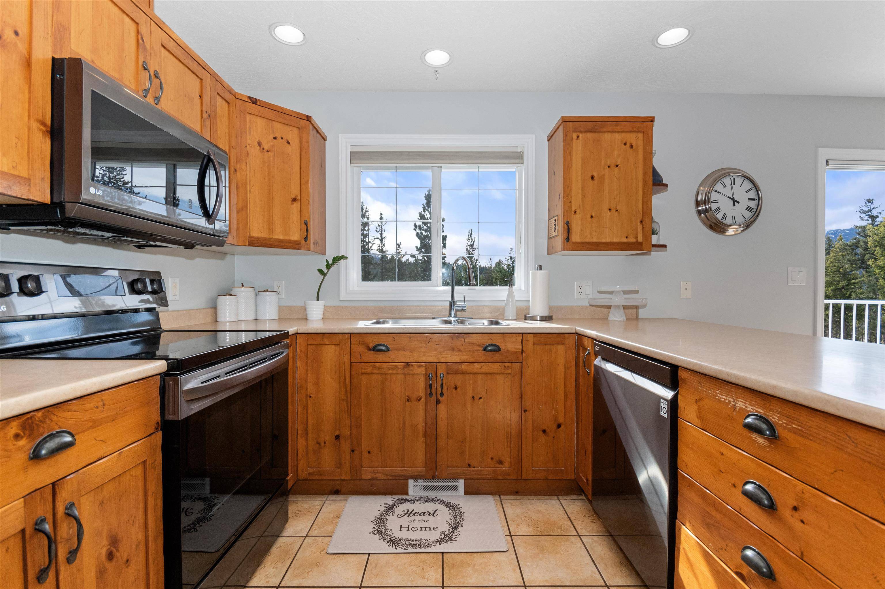 441 Kane Valley RD No City Value, BC V1K 1B8