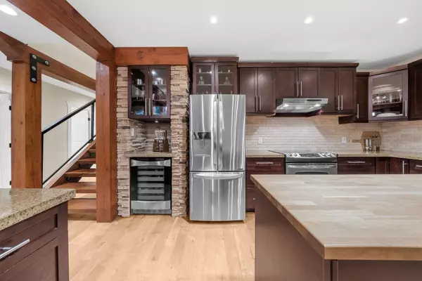 1782 Depot RD Squamish, BC V0N 1T0