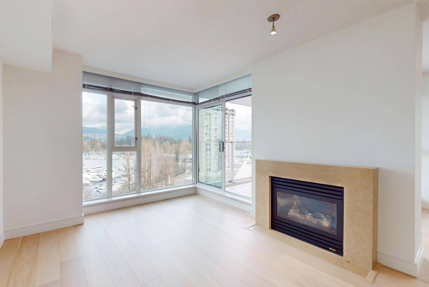 Vancouver, BC V6G 3K2,1650 Bayshore DR #1004