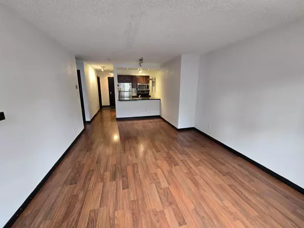Vancouver, BC V6E 1W3,921 Thurlow ST #302