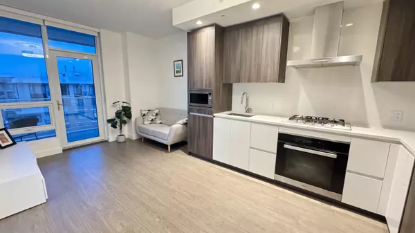 Richmond, BC V6Y 0L6,6328 No. 3 RD #1504