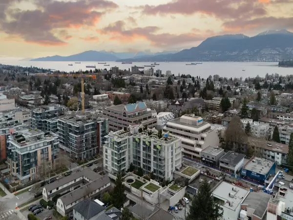 Vancouver, BC V6J 0B5,2528 Maple ST #703
