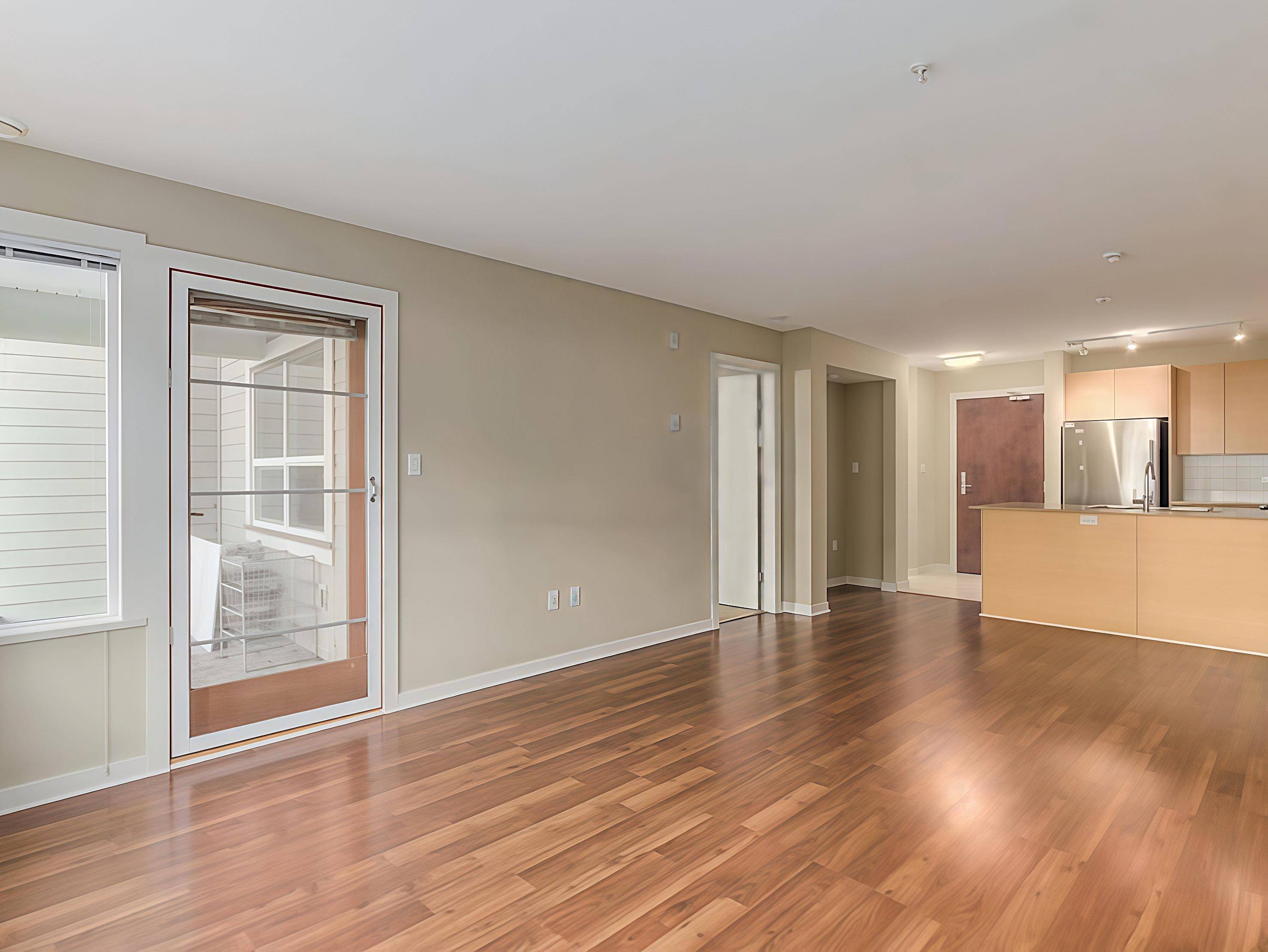 Burnaby, BC V5J 0C4,5665 Irmin ST #106