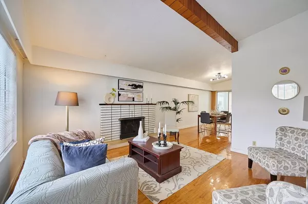 Vancouver, BC V5P 2Y7,6009 Lanark ST
