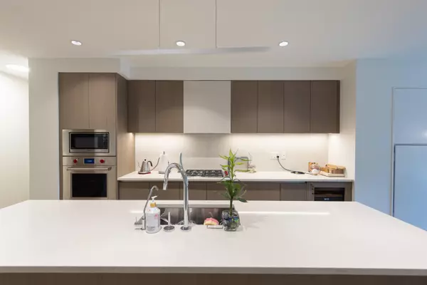 Vancouver, BC V6N 0E8,3636 W 39th AVE #101