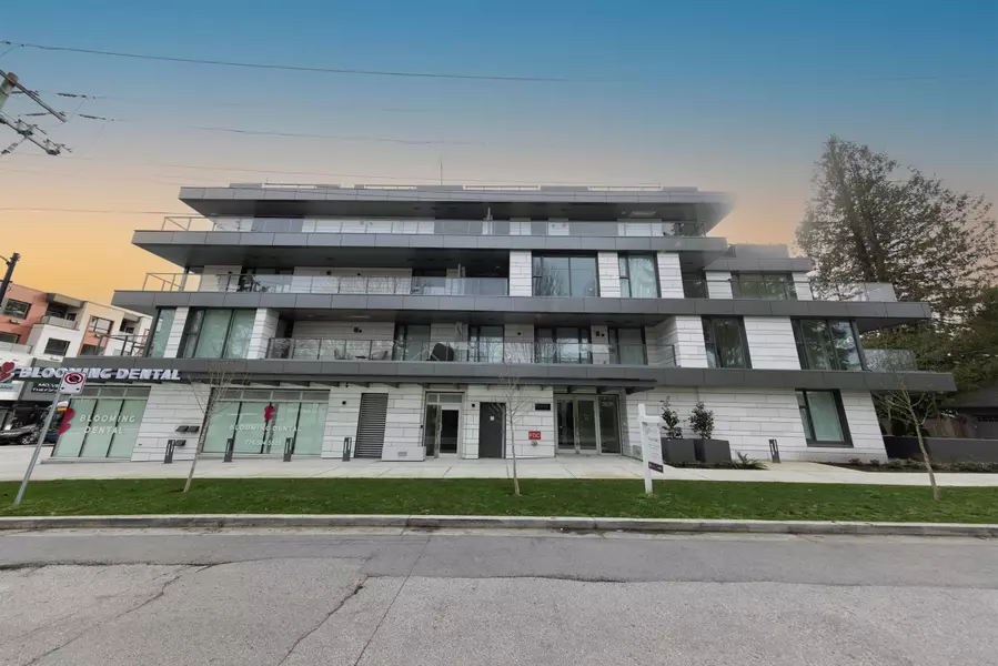 3636 W 39th AVE #101, Vancouver, BC V6N 0E8