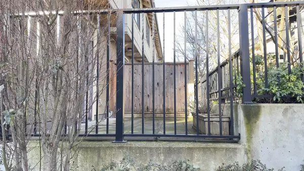 Vancouver, BC V6P 0G4,8588 Osler ST