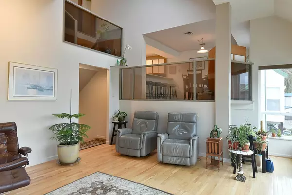 Halfmoon Bay, BC V7Z 1G8,5471 Secret Cove RD #7