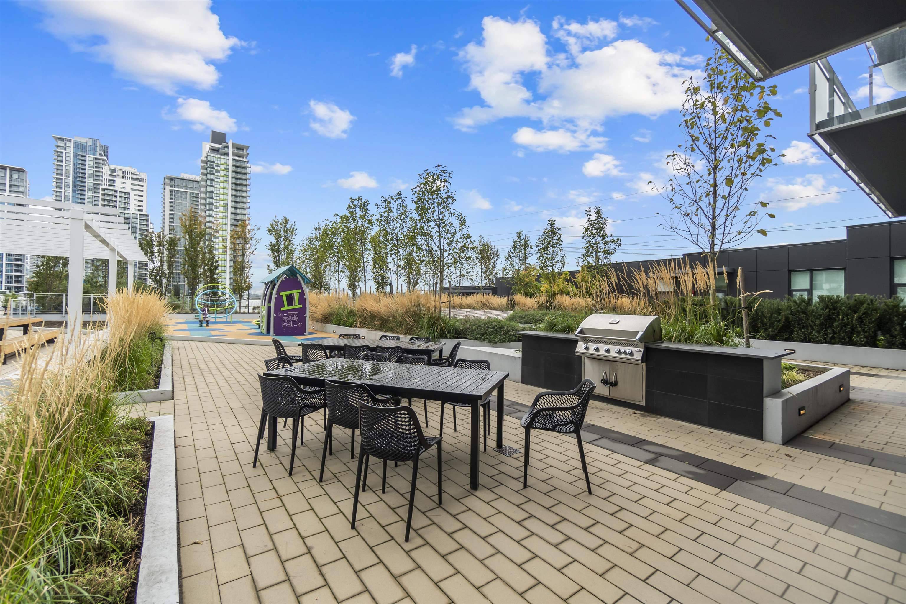 Burnaby, BC V5C 5T3,4433 Alaska ST #1403